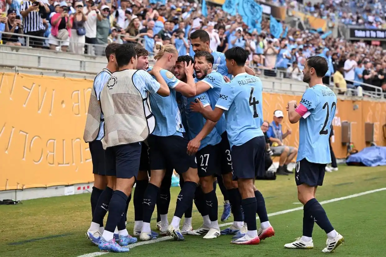 欧宝体育官方尤文主场大捷，球员赛后激动庆祝胜利，功能直接一切本站.的简单介绍