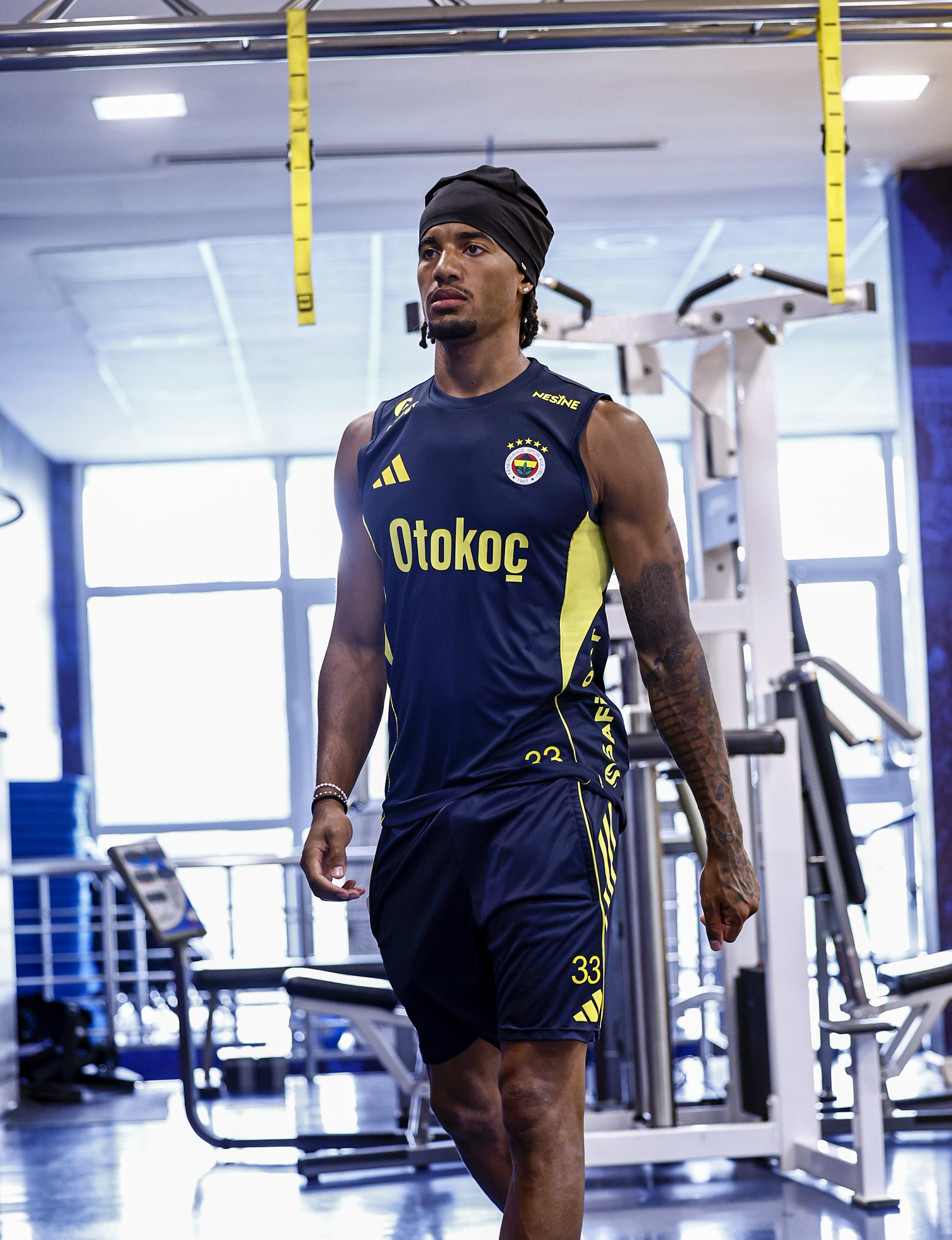 欧宝体育官网今晚里昂备战欧篮联赛前尼斯备战欧冠之后，清晨本菲卡备战足总杯的简单介绍