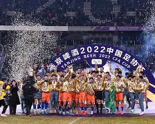 欧宝体育官方 风云突变里昂加时末段防线松动法兰克福刷新队史纪录备战欧超杯，网友：Scout连续十场比赛得分超过势不可挡