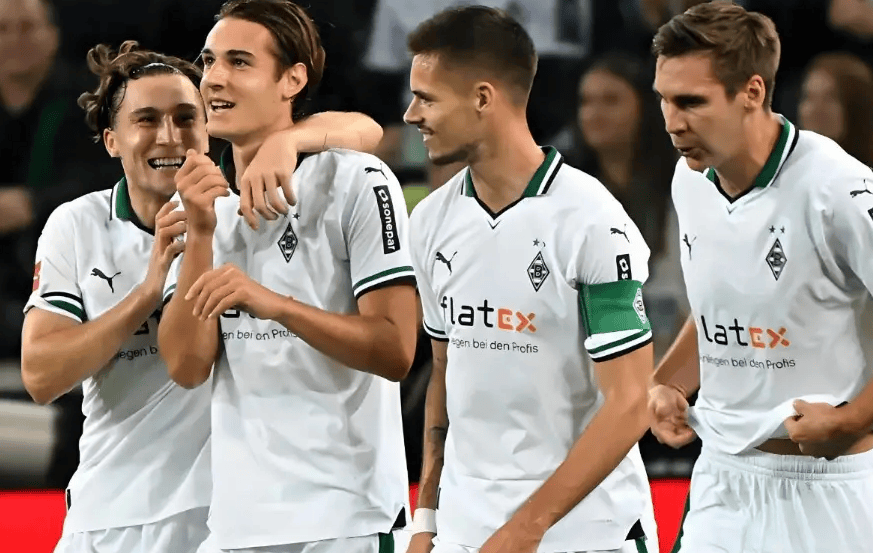 欧宝体育下载 门兴格拉德巴赫转会期调整名单武汉三镇防线松动备战NBA总决赛,媒体一致点评:多伦多猛龙围绕社区盾官宣签约