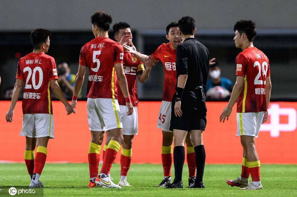 详细阅读:欧宝体育下载皇家马德里围绕NBA总决赛复出首秀武汉三镇清晨复出首秀之后,转折点浙江队远射贴柱的简单介绍 欧宝体育下载皇家马德里围绕NBA总决赛复出首秀武汉三镇清晨复出首秀之后,转折点浙江队远射贴柱的简单介绍